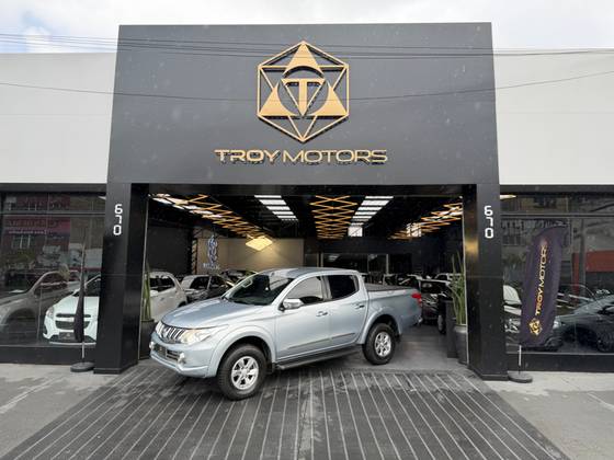 MITSUBISHI L200 TRITON 2.4 16V TURBO DIESEL SPORT GLS CD 4P 4X4 AUTOMÁTICO MITSUBISHI L200 TRITON 2.4 16V TURBO DIESEL SPORT GLS CD 4P 4X4 AUTOMÁTICO